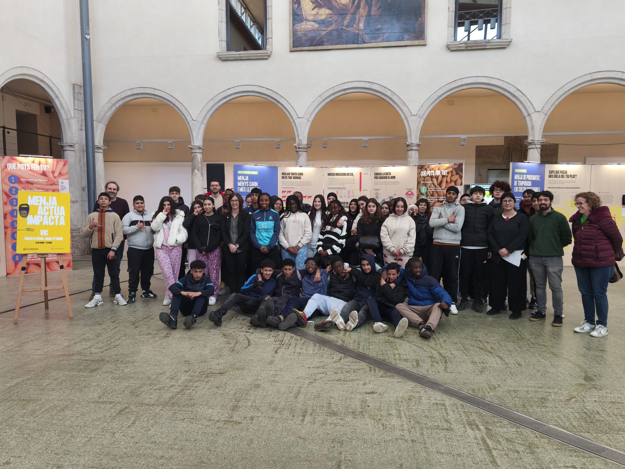 Inauguració de l’exposició Menja, Actua, Impacta